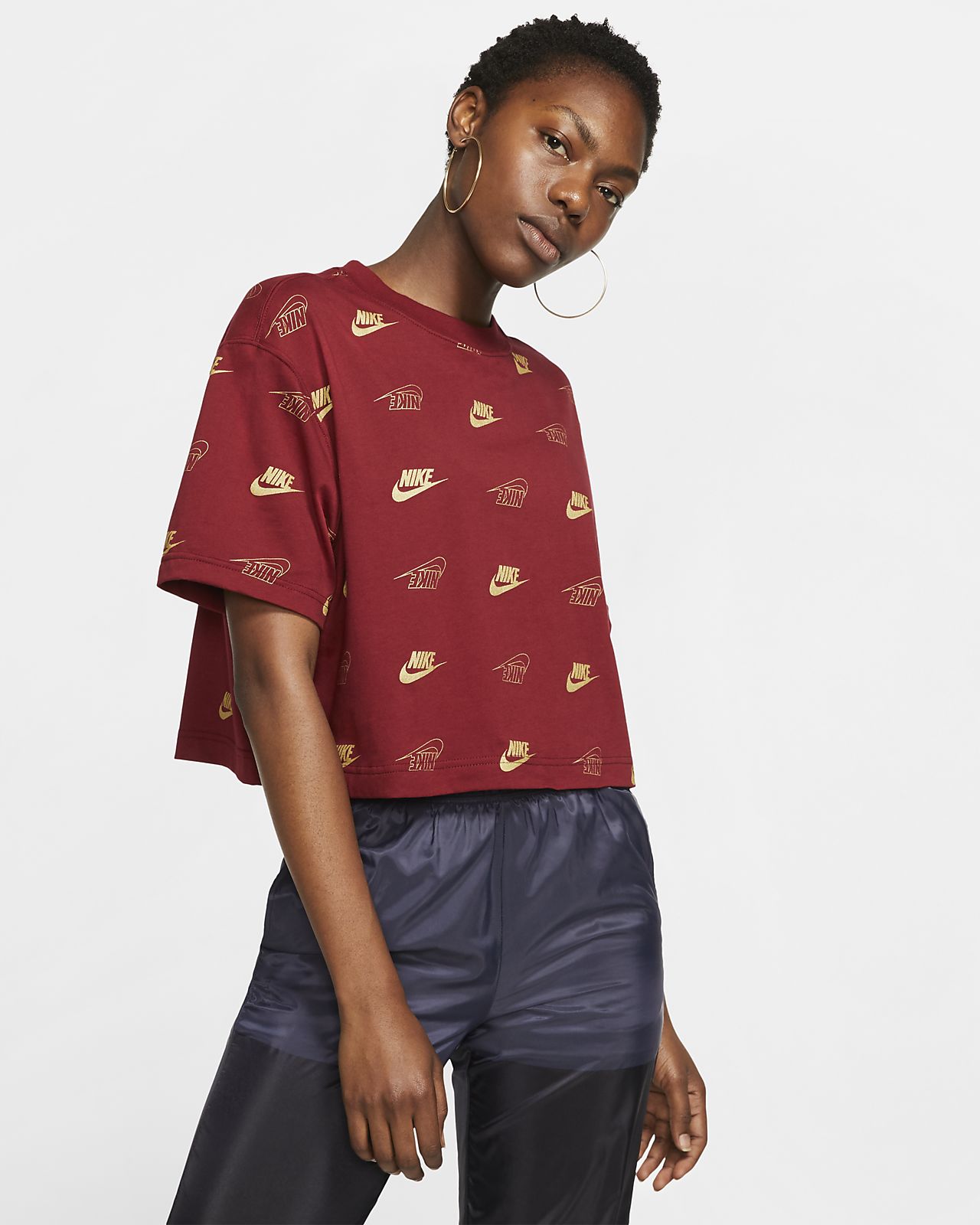 nike sportswear haut à manches courtes pour femme nike sportswear haut à manches courtes pour femme