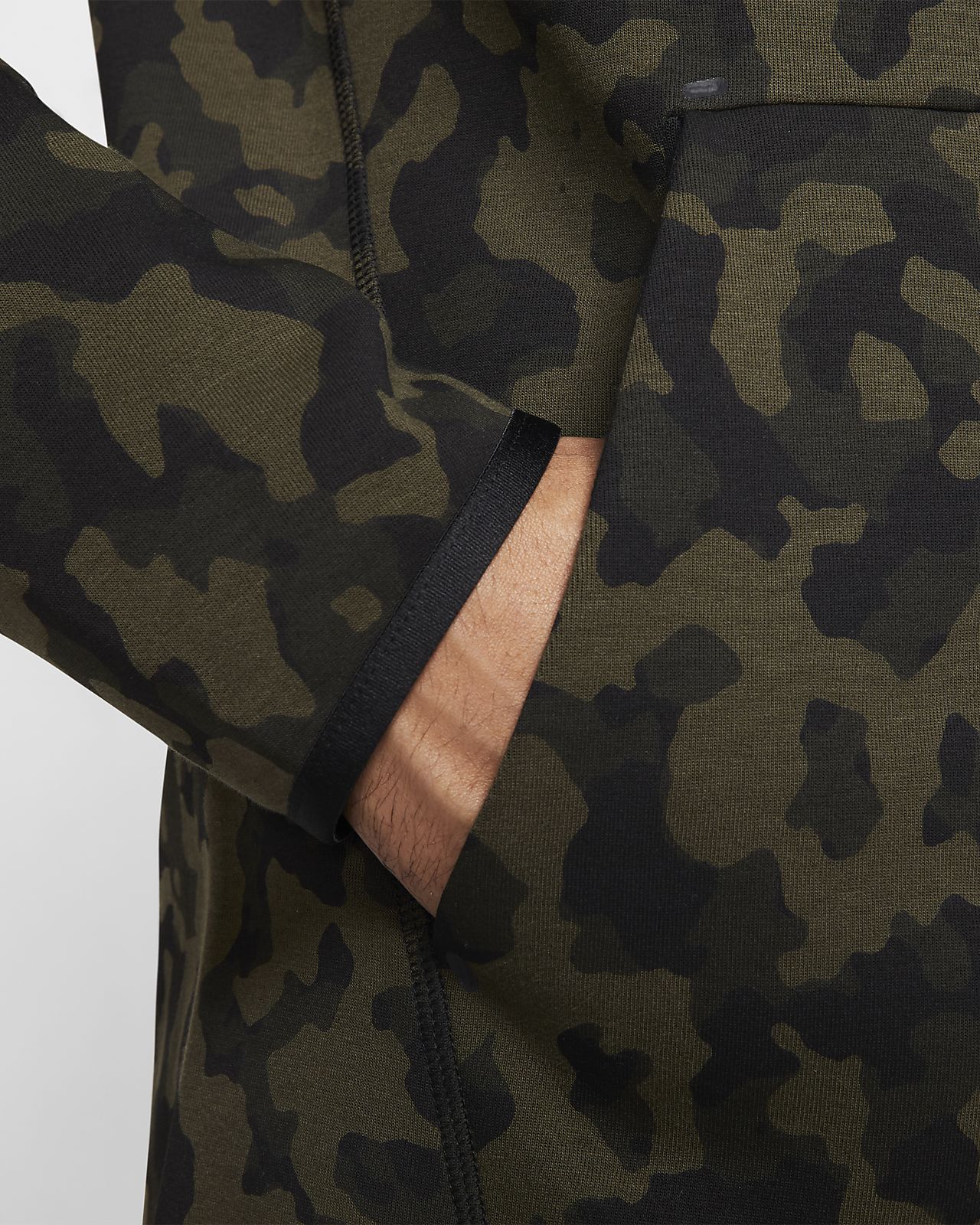 nike lightweight camo fleece hoodie