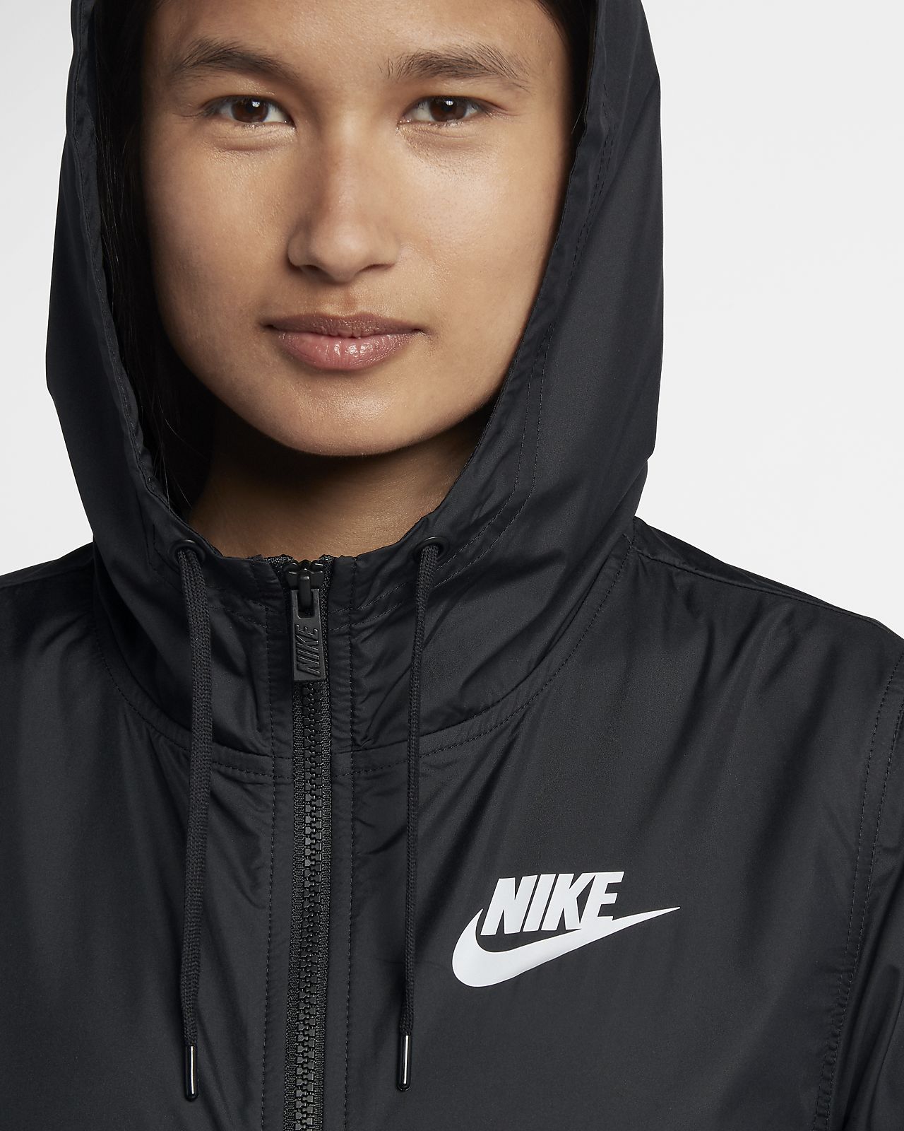 veste nike blanche et noir femme