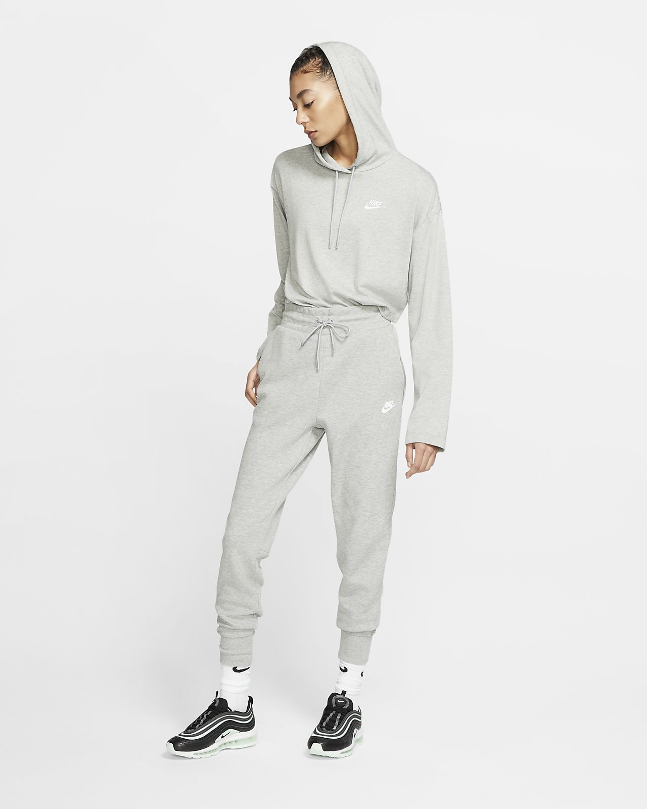 nike hoodie and pants