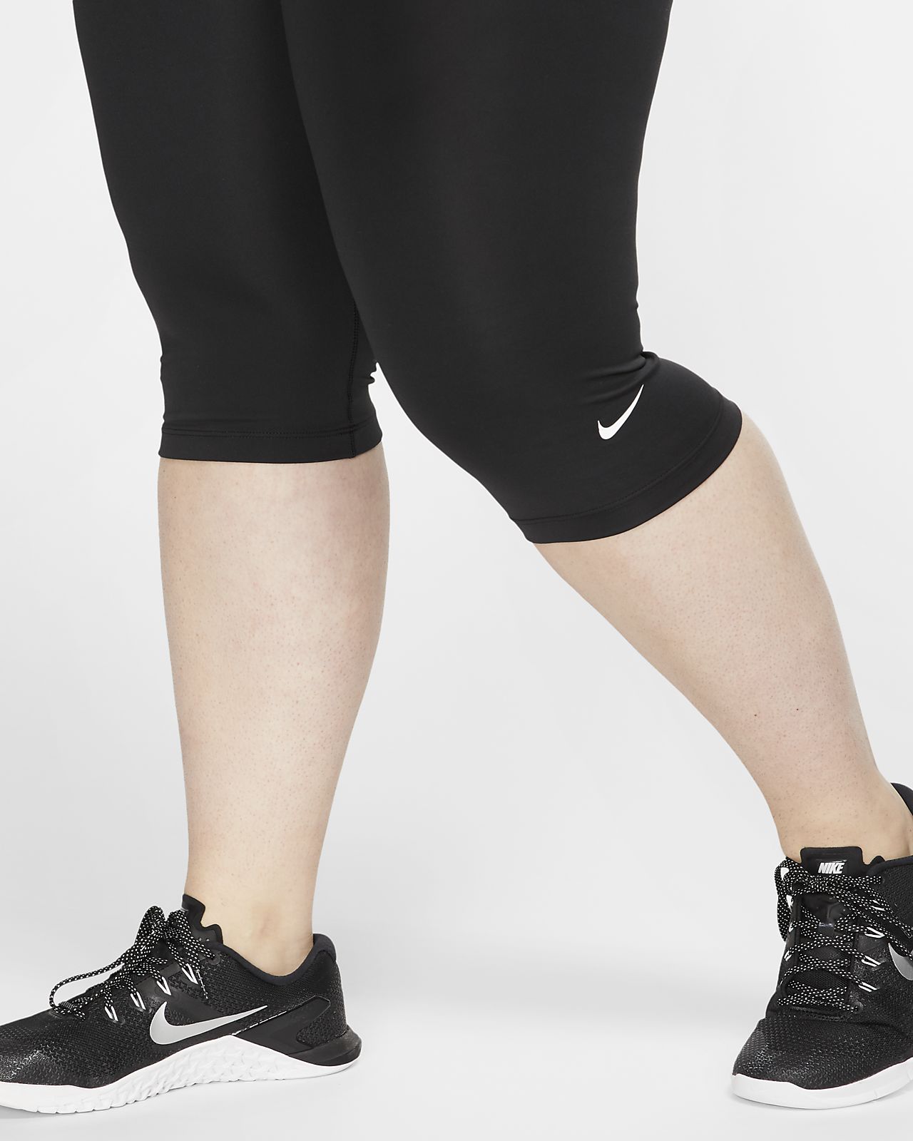 plus size nike capris