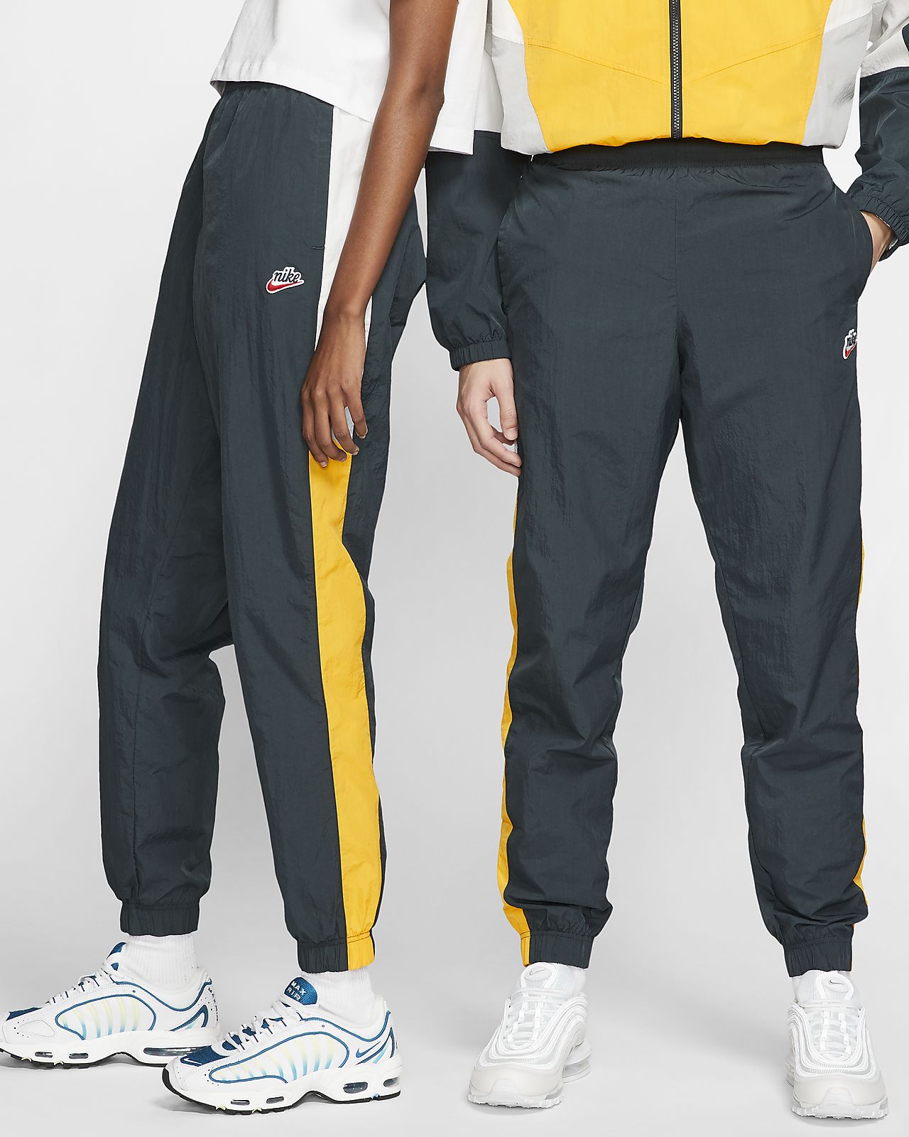 nike sportswear windrunner pants