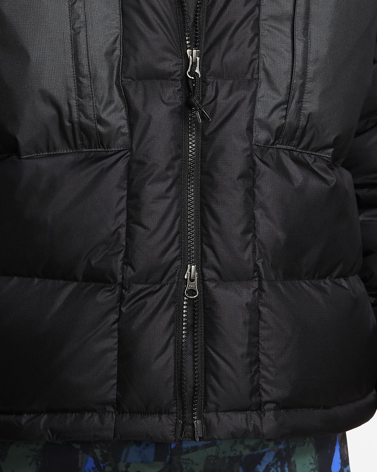 nike filled essential vest