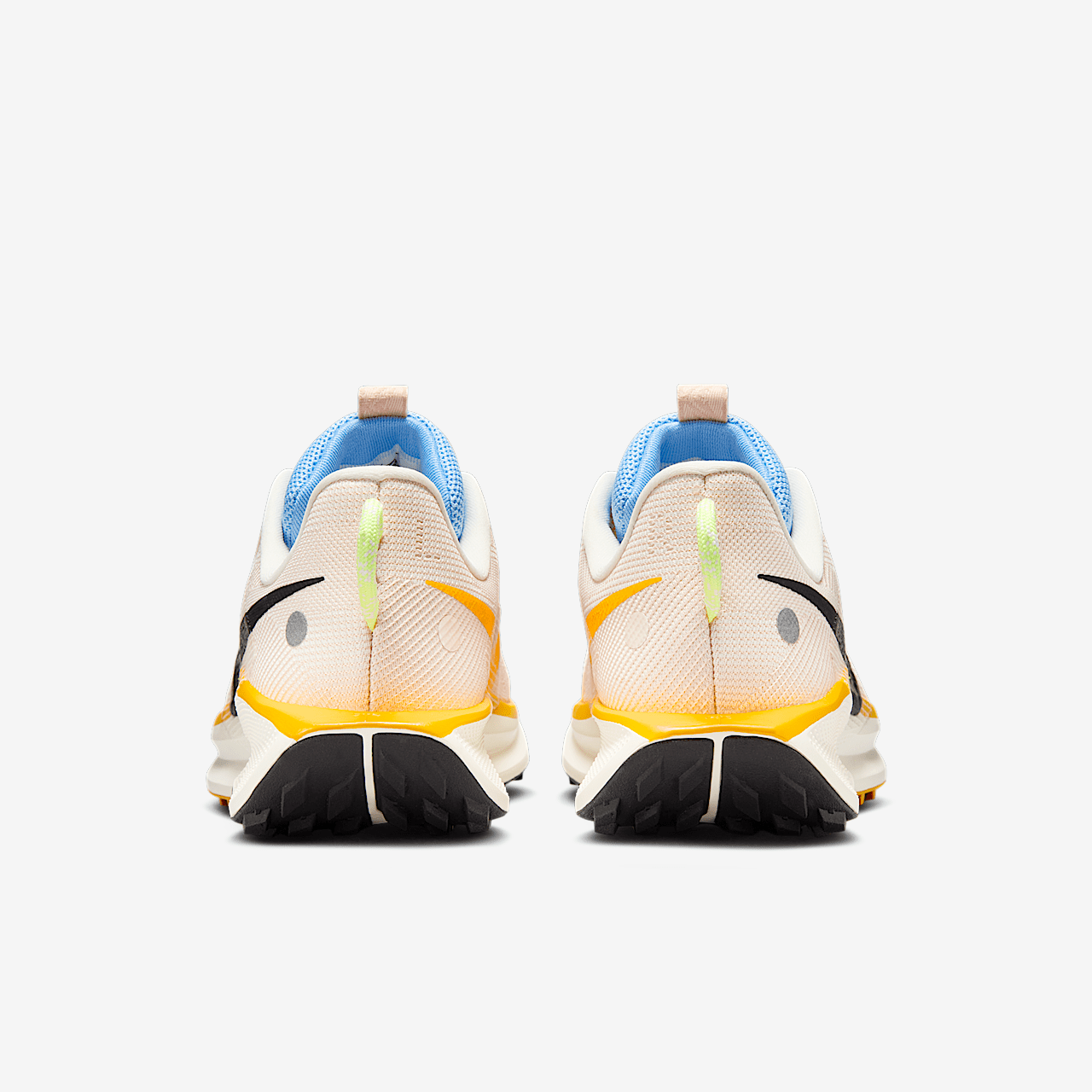 Nike Pegasus sneaker Phantom/Washed Coral/University Gold/Zwart