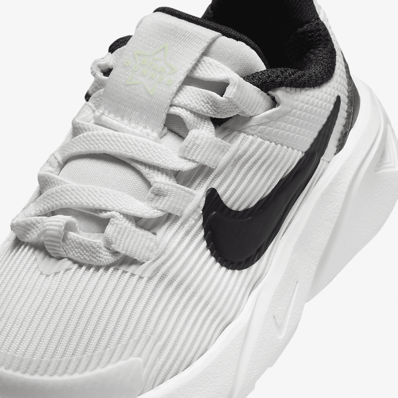 Nike  sneaker Summit White/Barely Volt/Wit/Zwart