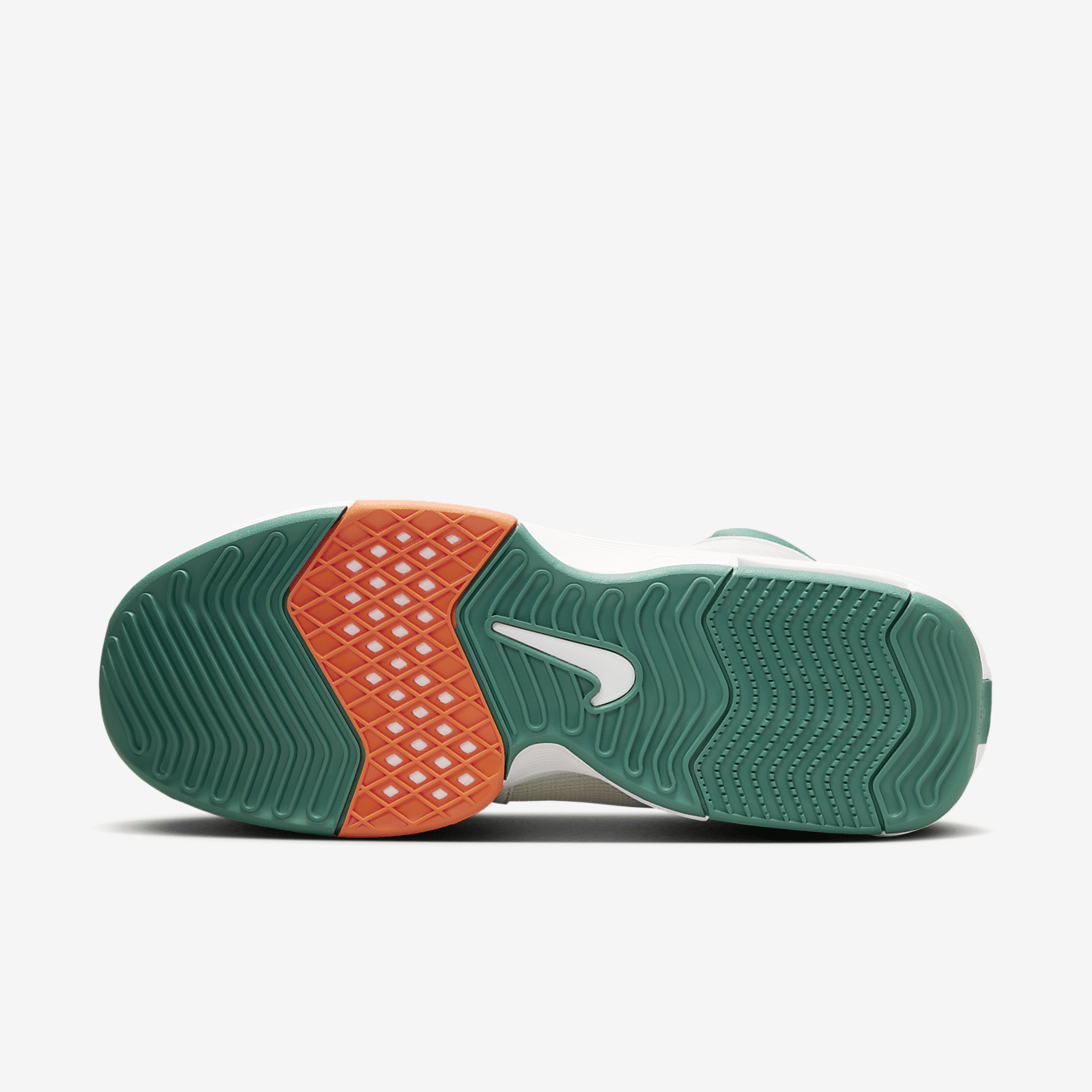 Nike LeBron sneaker Sail/Bicoastal/Campfire Orange/Safety Orange