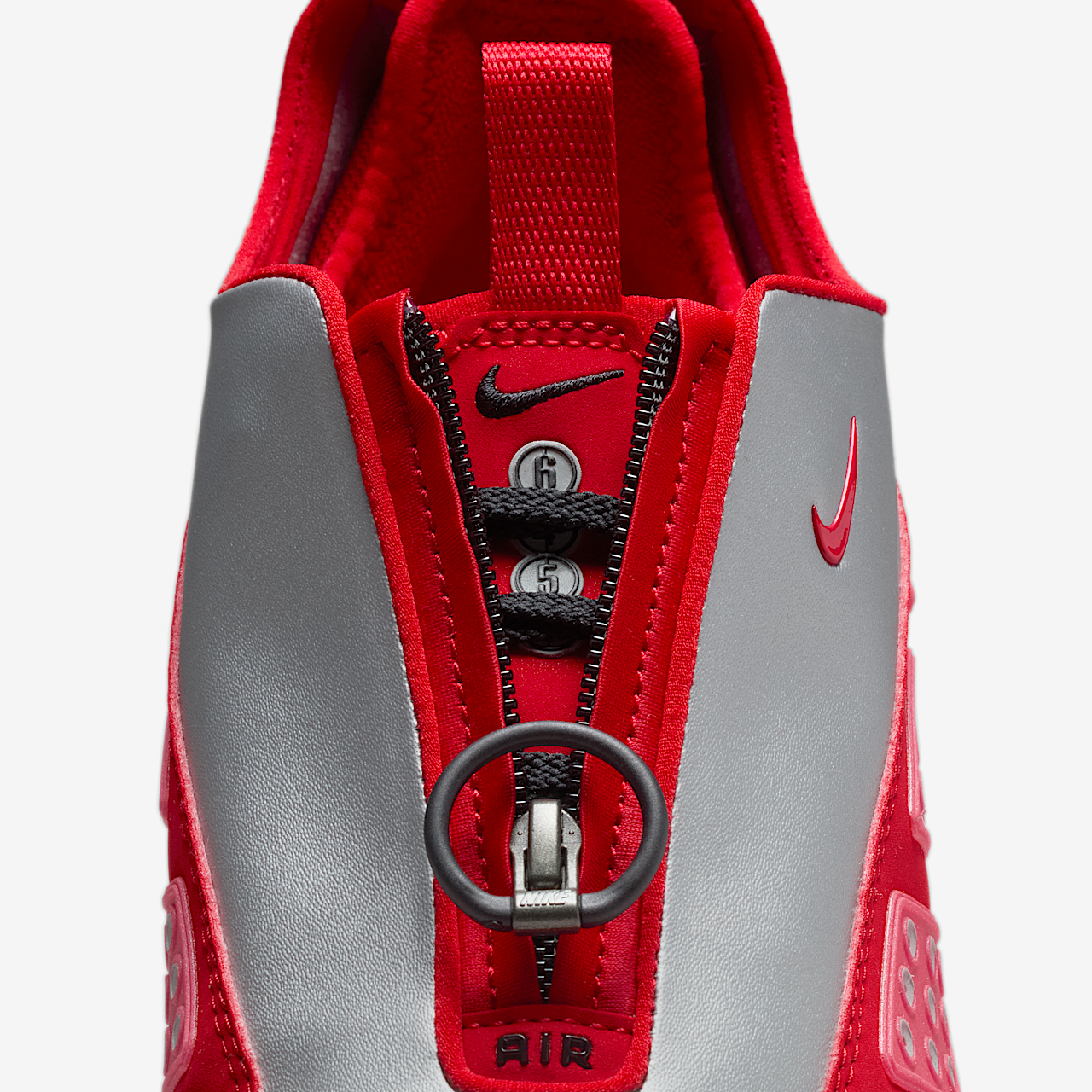 Nike Air Max SNDR sneaker Silver/Fusion Red/Photon Dust/University Red
