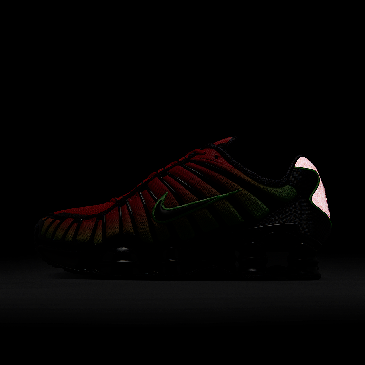 Nike Nike Shox sneaker Light Crimson/Green Strike/Zwart/Zwart