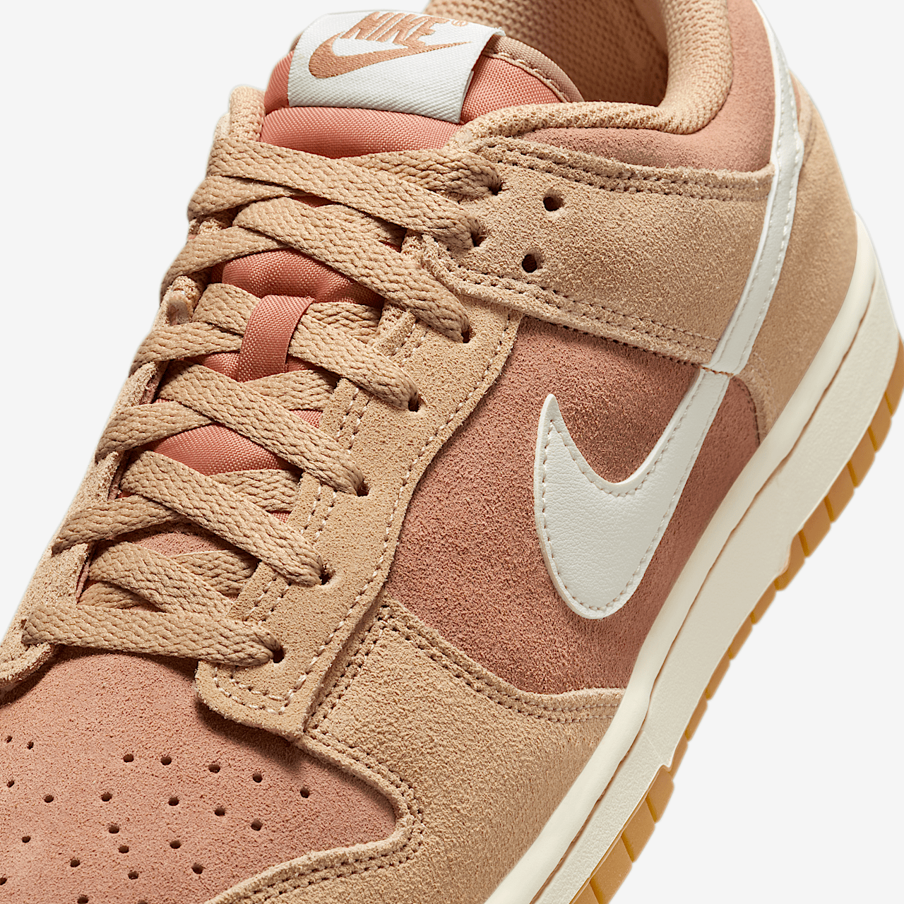 Nike Dunk Low sneaker Hemp/Terra Blush/Gum Light Brown/Pale Ivory