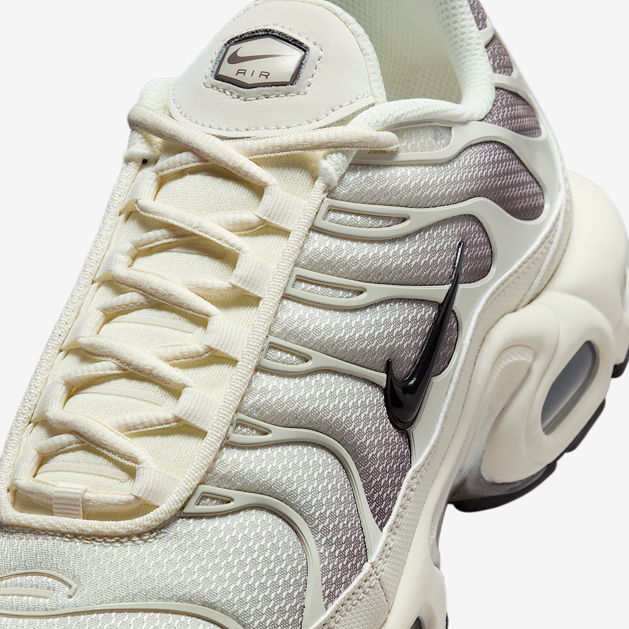 Nike Air Max Plus sneaker Light Orewood Brown/Soft Pearl/Cave Stone/Zwart