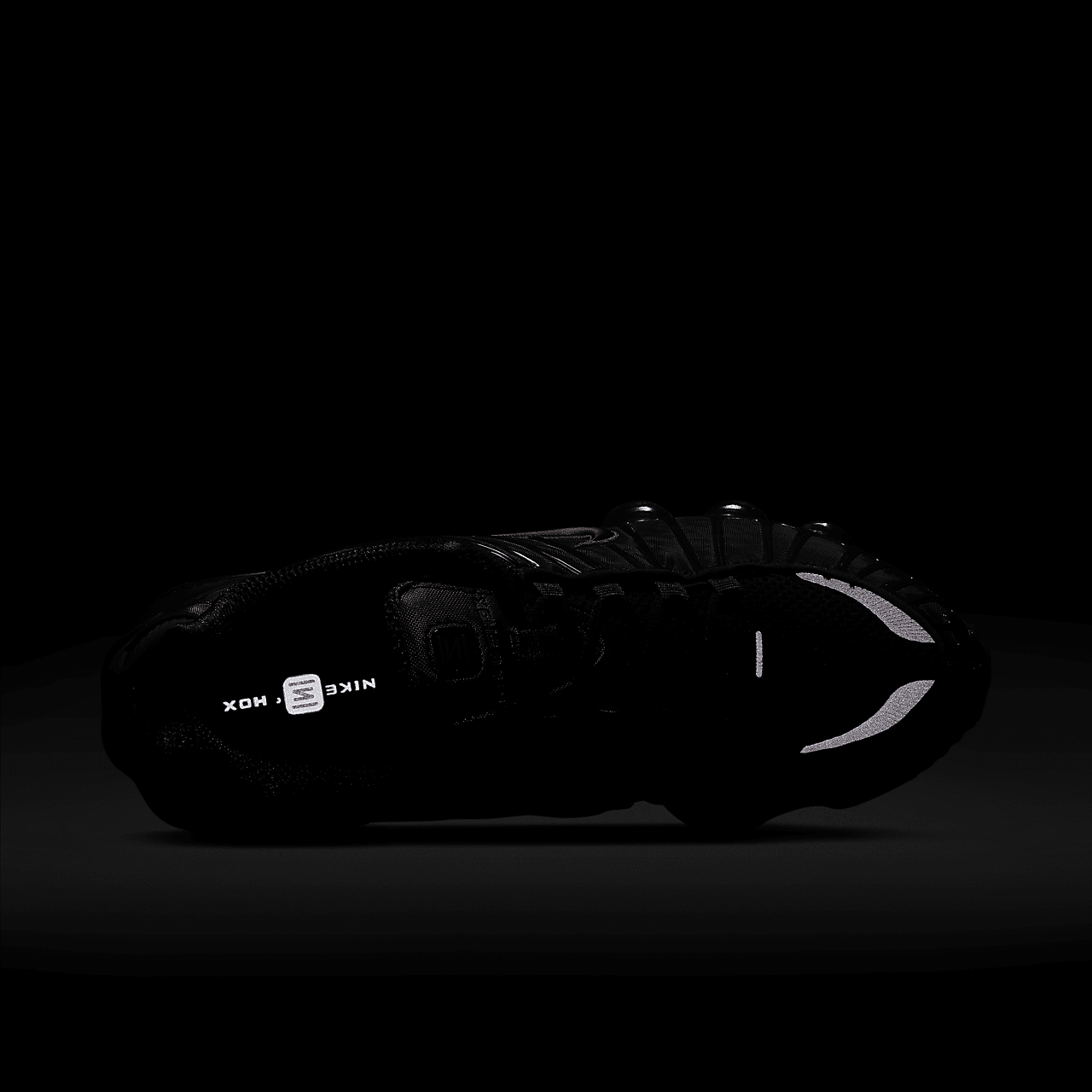 Nike Nike Shox sneaker Zwart/Metallic Hematite/Max Orange/Zwart