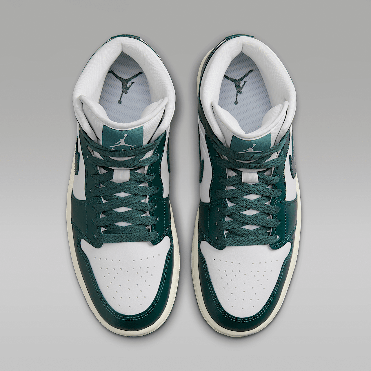 Nike Air Jordan 1 Mid sneaker Wit/Sail/Oxidized Green