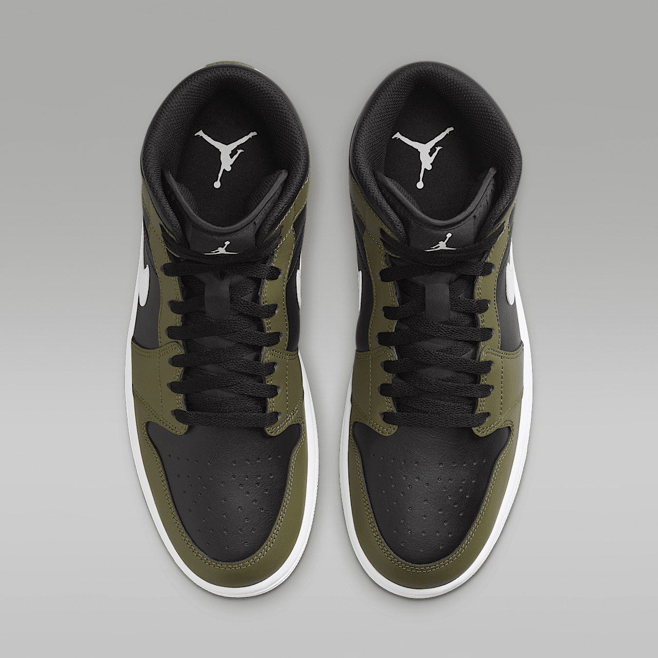 Nike Air Jordan 1 Mid sneaker Zwart/Medium Olive/Sail/Wit