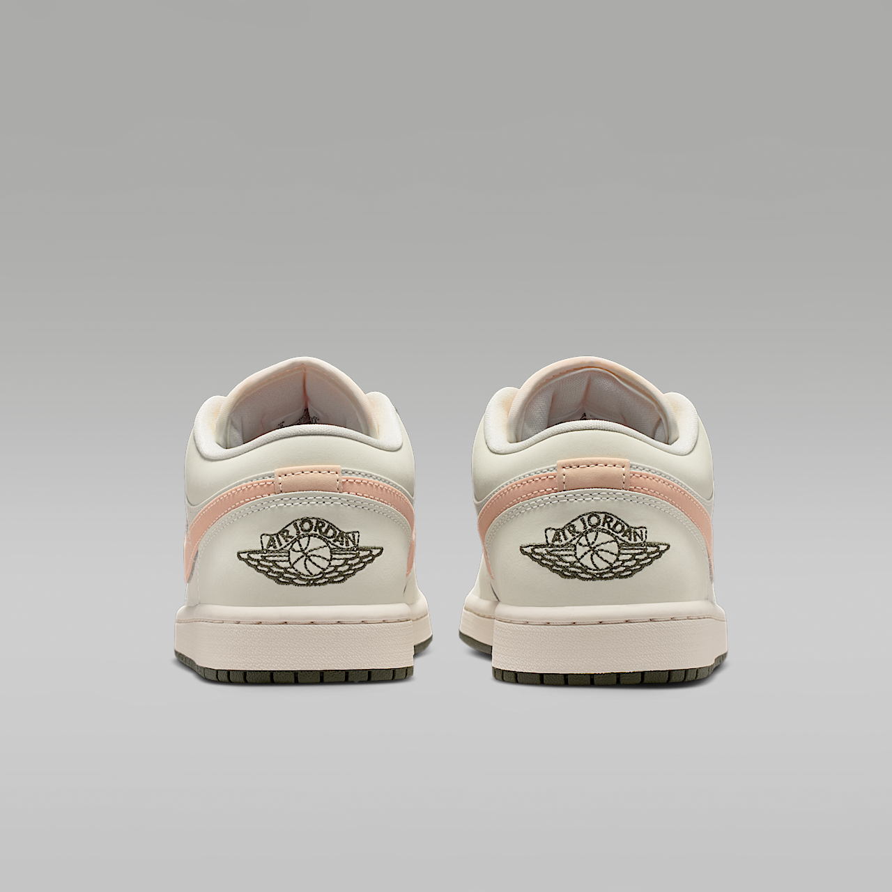 Nike Air Jordan 1 Low sneaker Sail/Crimson Tint/Cargo Khaki