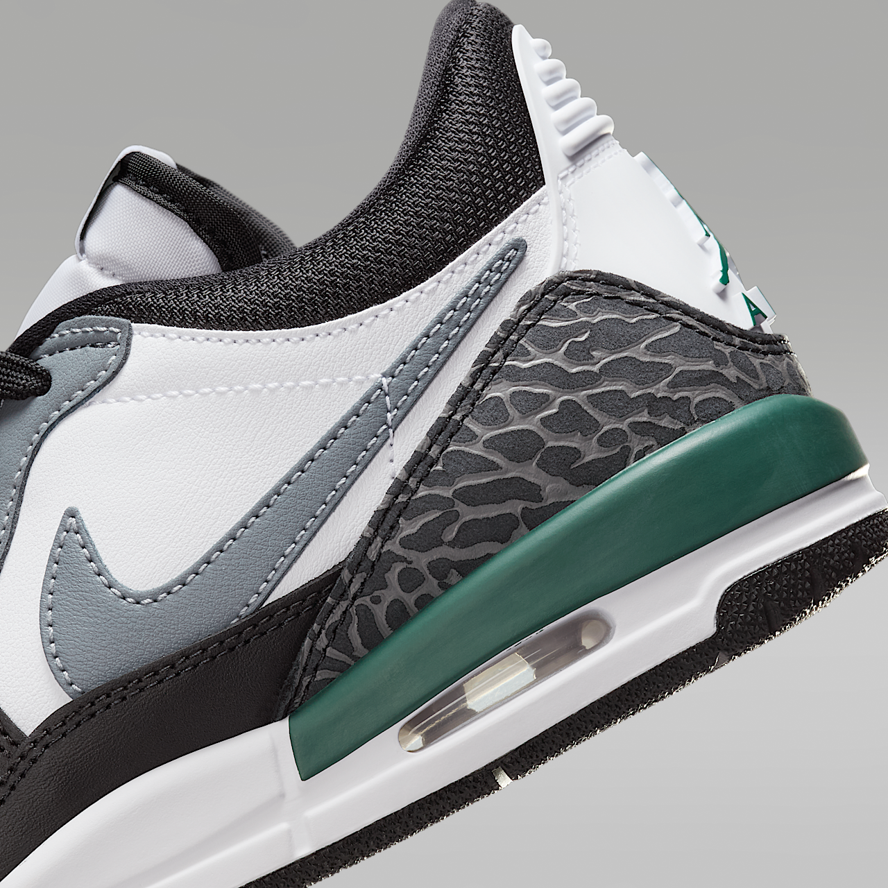 Nike Air Jordan Legacy sneaker Wit/Zwart/Cool Grey/Oxidized Green