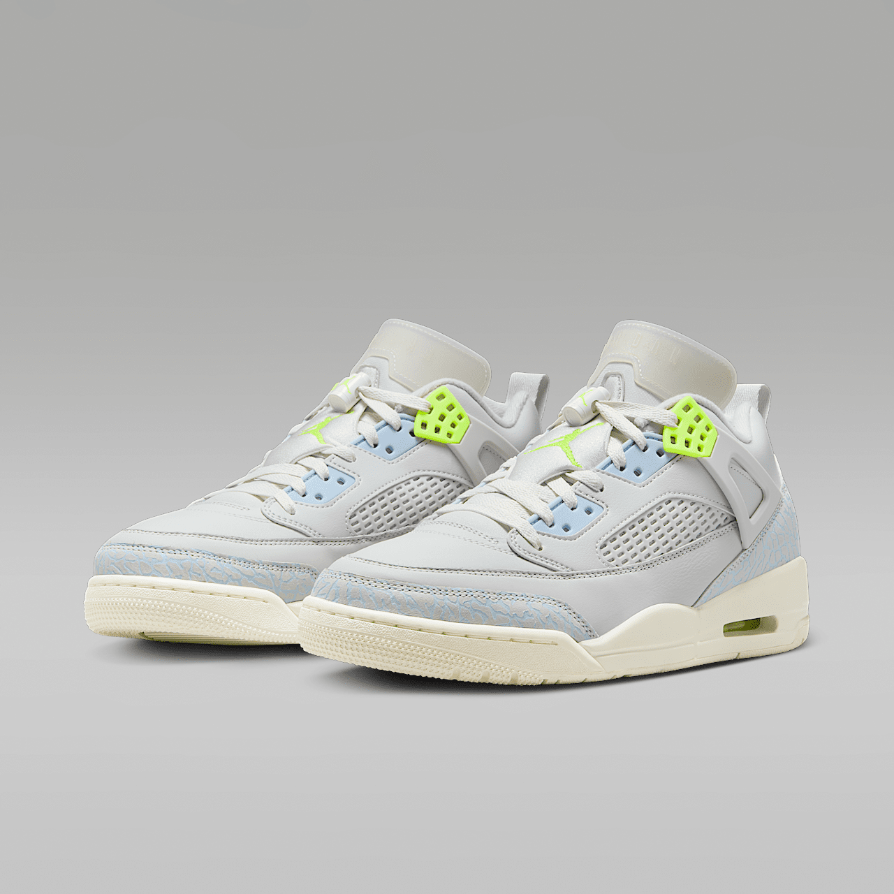 Nike Jordan Spizike Low sneaker Photon Dust/Sail/Coconut Milk/Volt