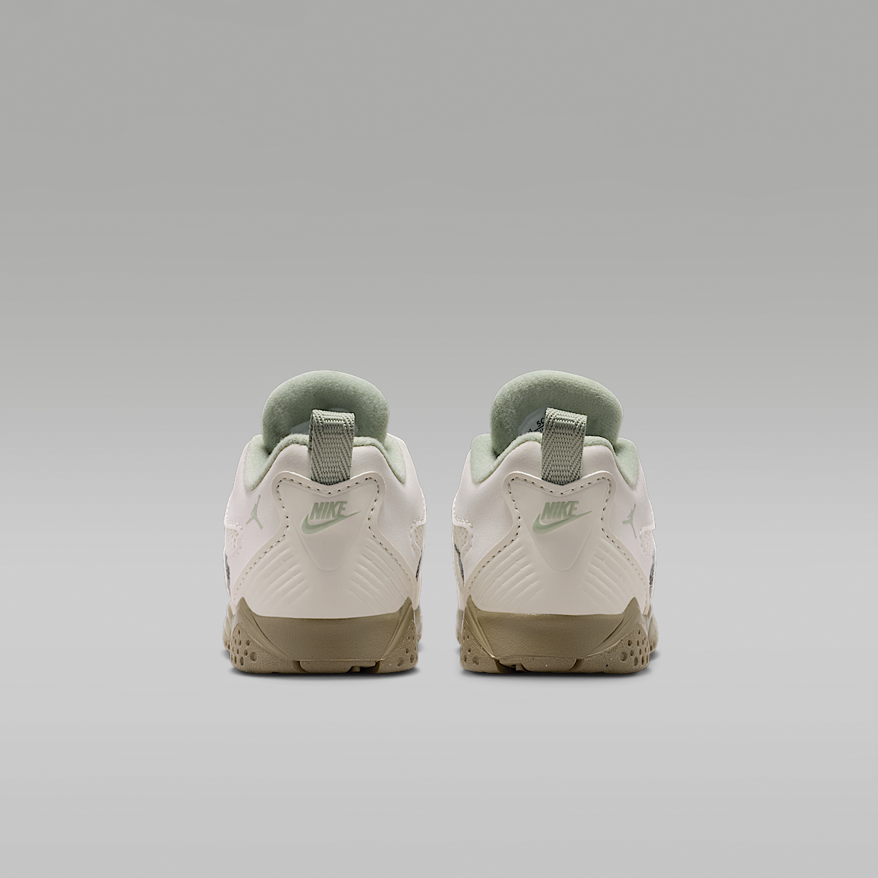 Nike  sneaker Sail/Khaki/Midnight Green/Jade Horizon