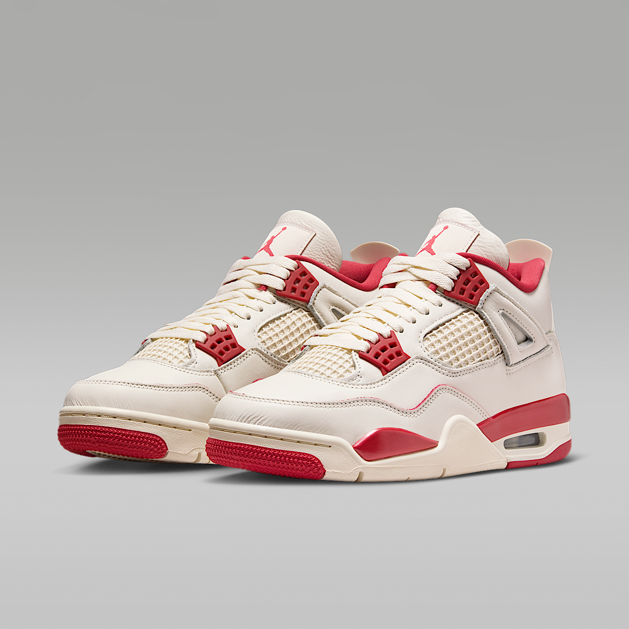 Nike Air Jordan sneaker Pale Ivory/Tough Red/Sierra Red