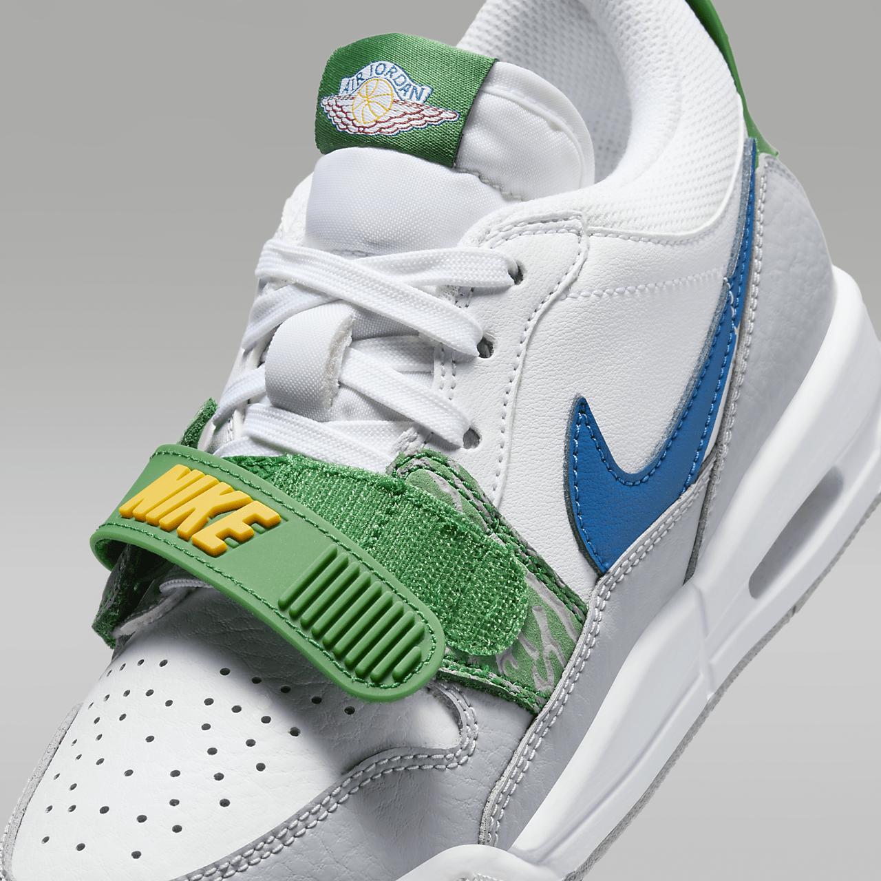 Nike Air Jordan Legacy sneaker Wit/Wolf Grey/Pine Green/Industrial Blue