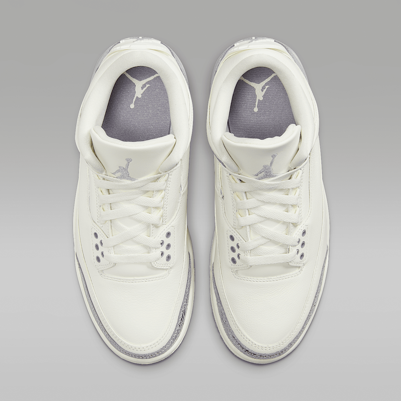 Nike Air Jordan sneaker Sail/Metallic Silver/Cement Grey