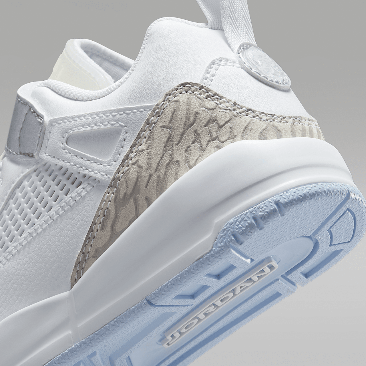 Nike Jordan Spizike Low sneaker Wit/Metallic Silver/Barely Blue/Neutral Grey