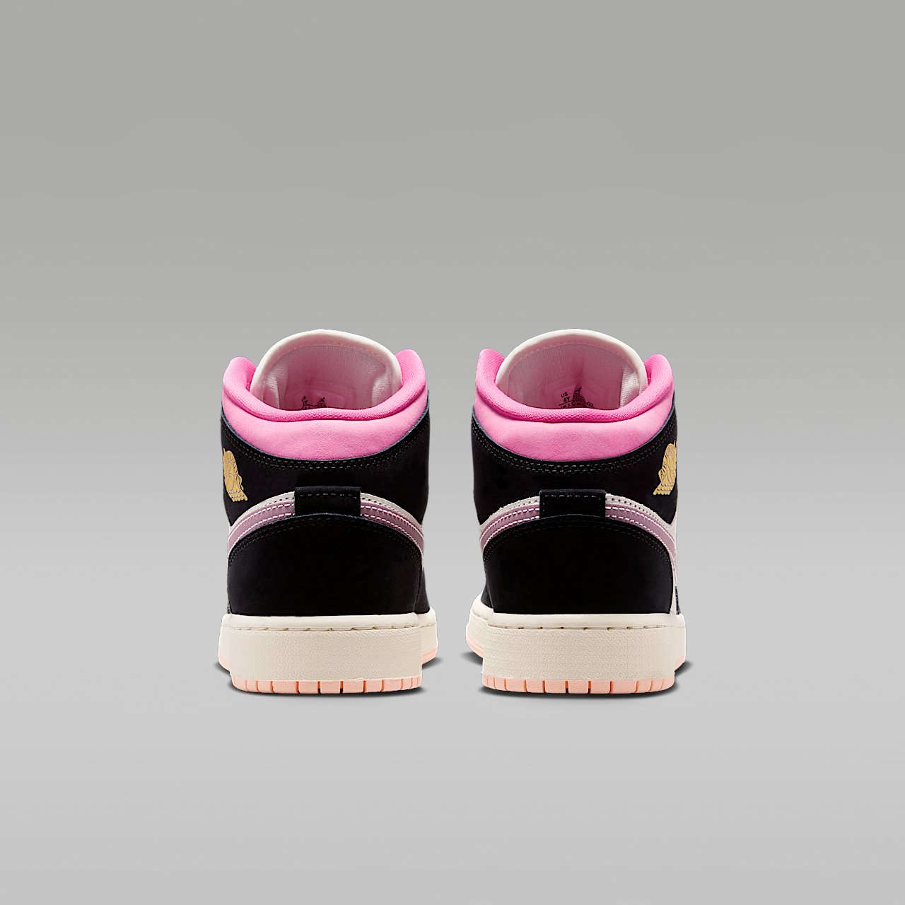 Nike Air Jordan sneaker Zwart/Sail/Pinksicle/University Gold