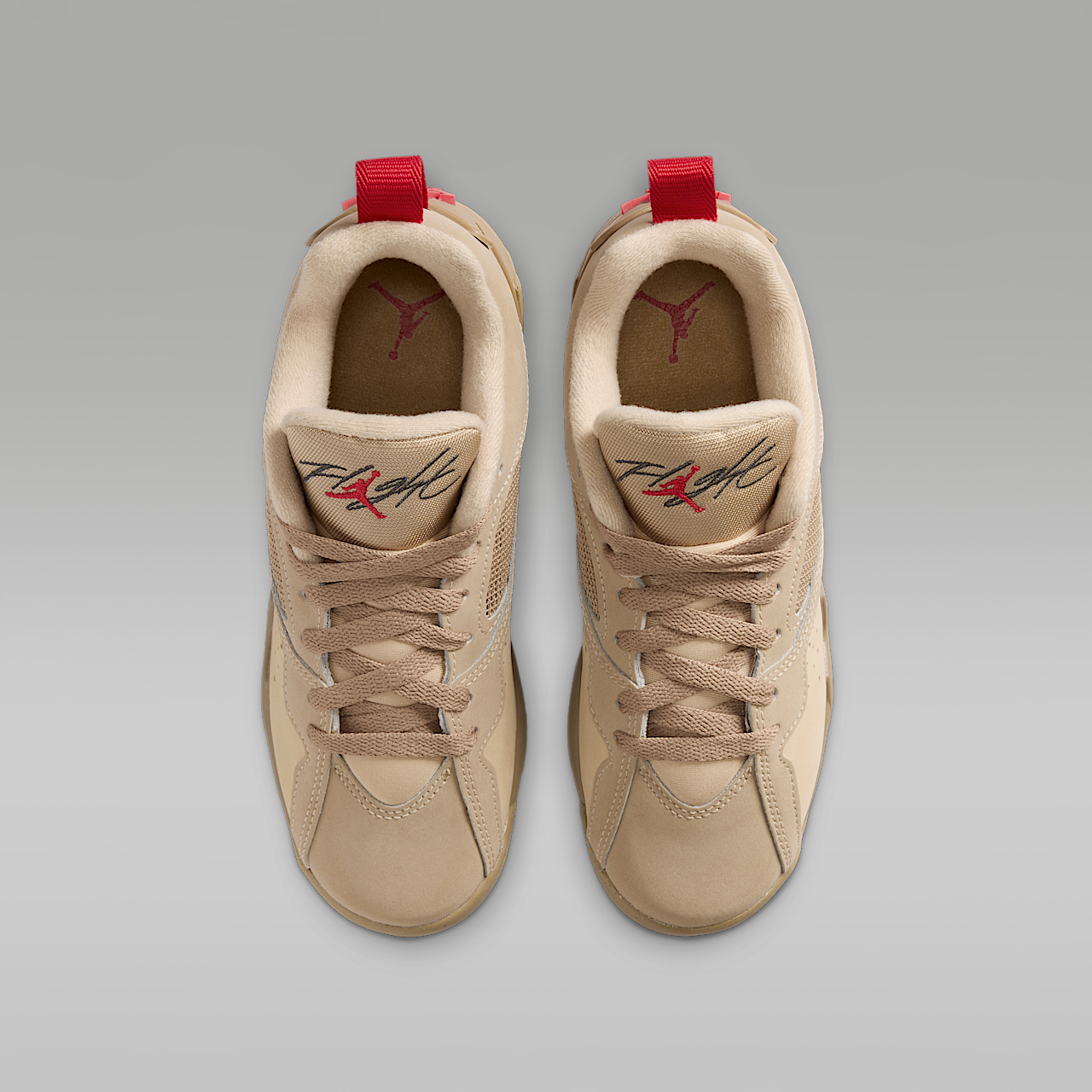 Nike Air Jordan sneaker Desert Camo/Mushroom/Anthracite/Fire Red