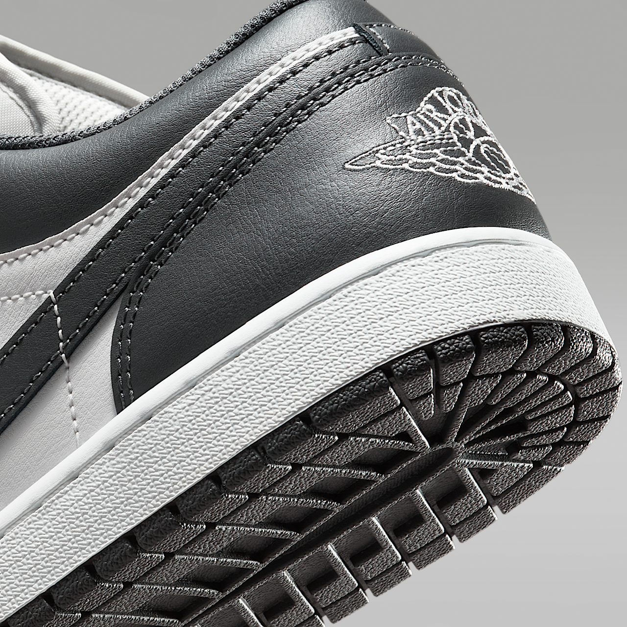 Nike Air Jordan 1 Low sneaker Iron Grey/Summit White