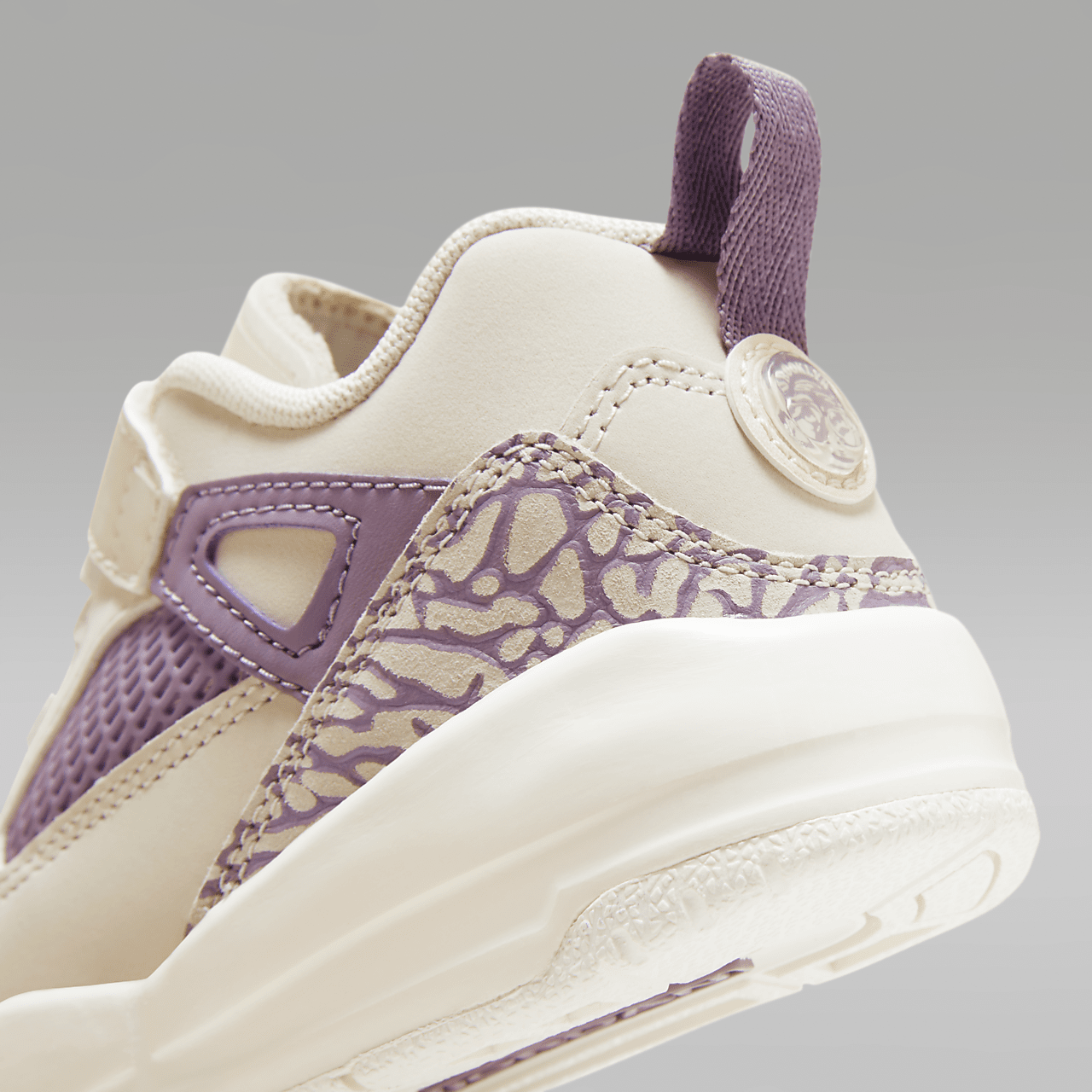 Nike Jordan Spizike Low sneaker Legend Light Brown/Violet Dust/Sail/Crimson Tint
