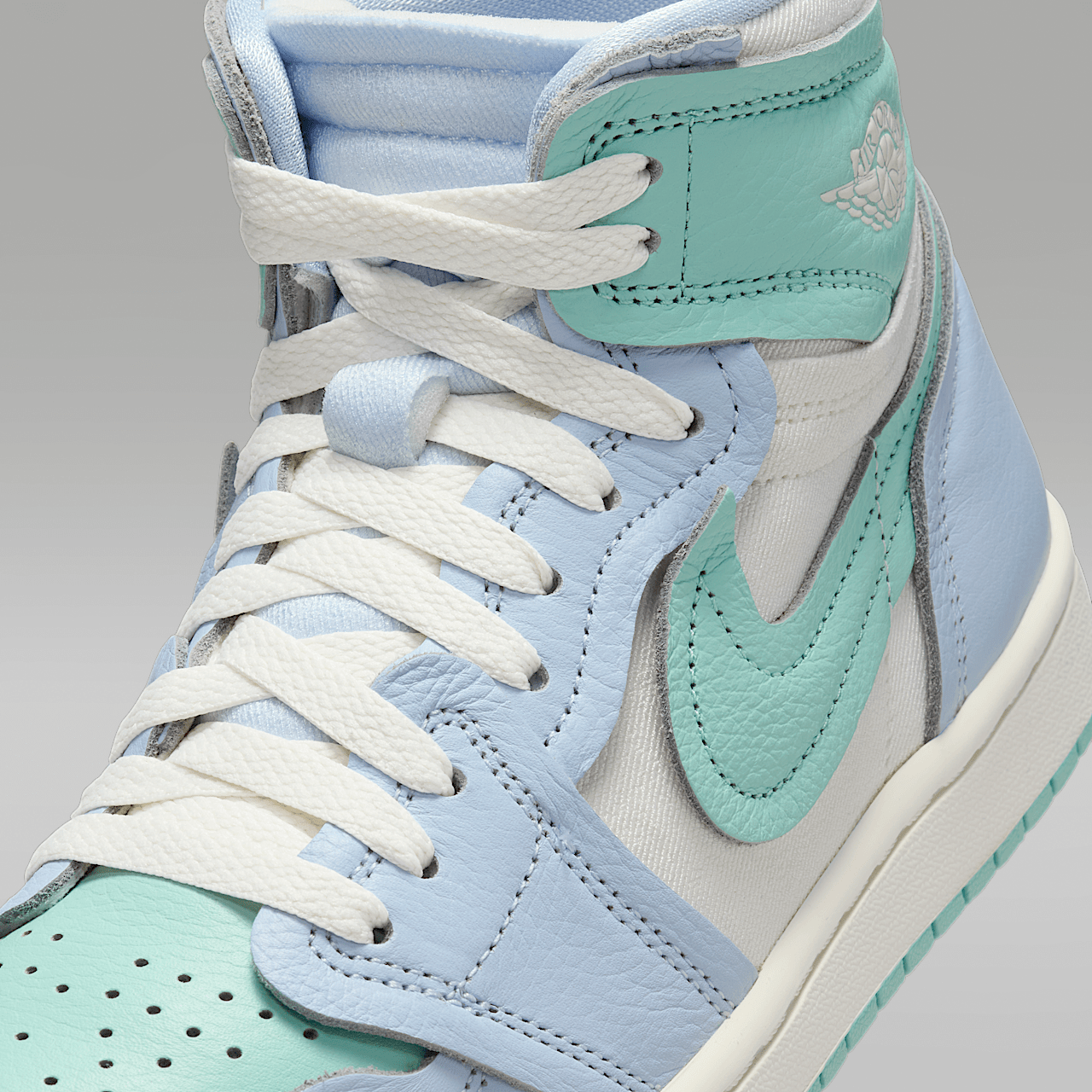 Nike Air Jordan 1 High sneaker Hydrogen Blue/Light Dew/Coconut Milk/Sail