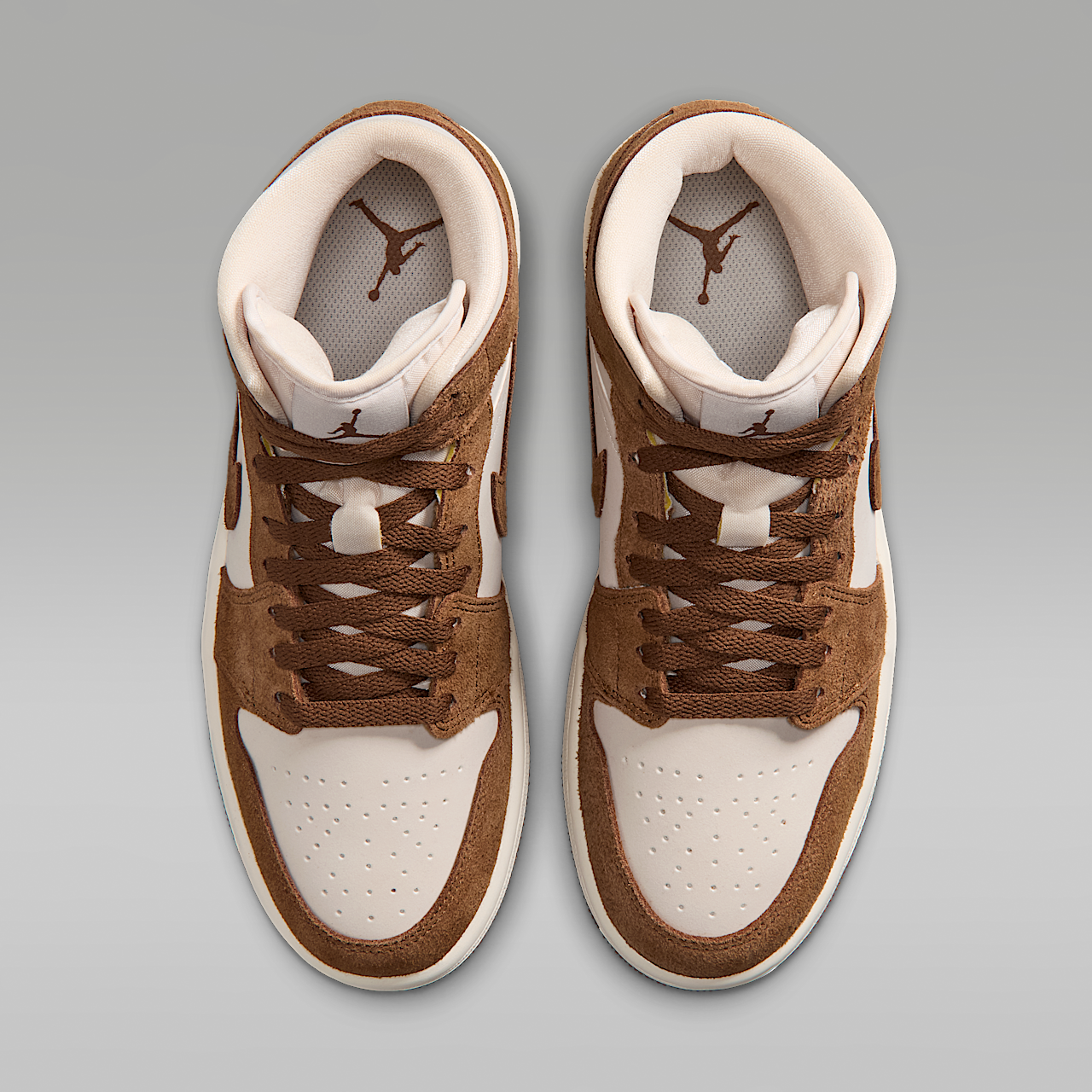 Nike Air Jordan sneaker Light British Tan/Chalk