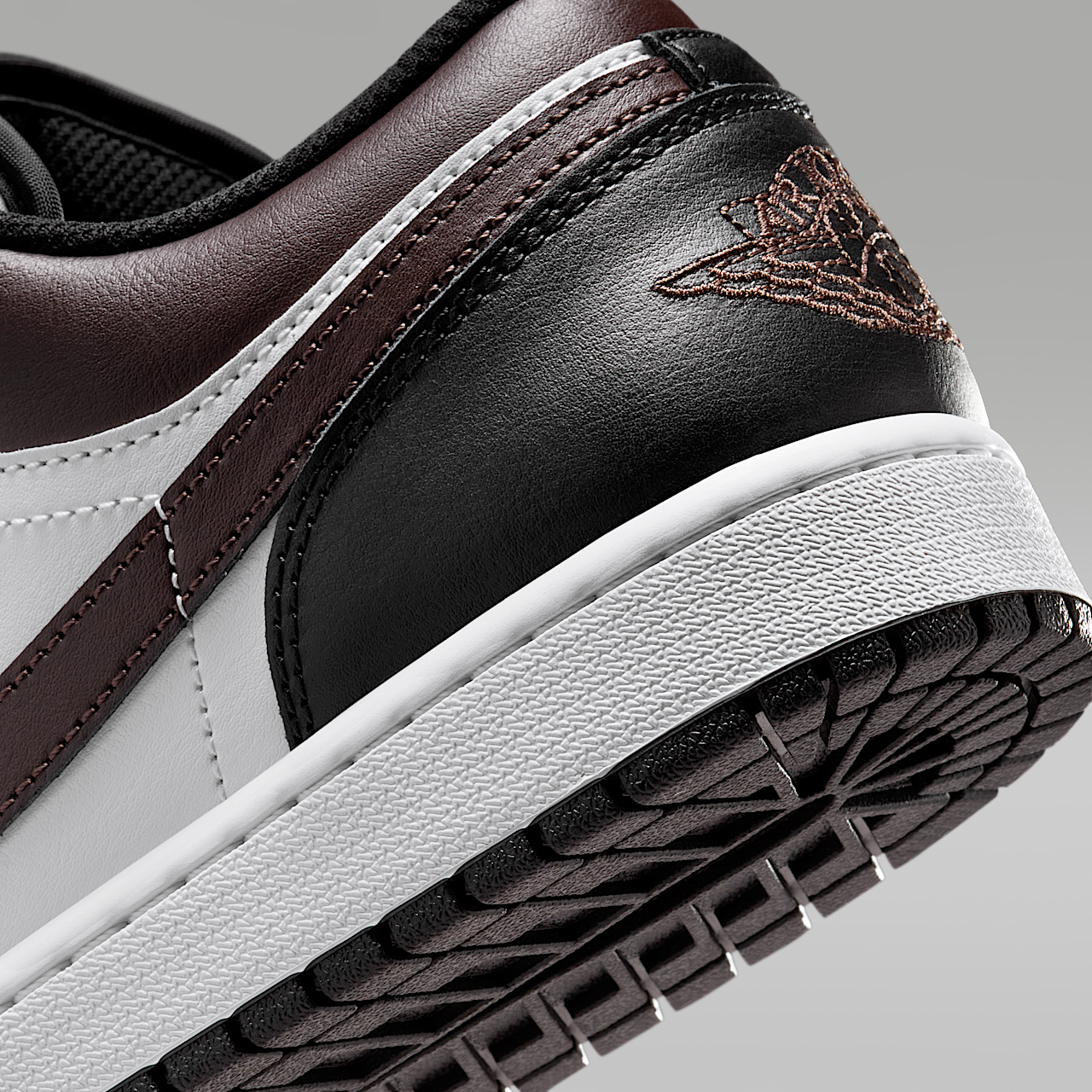 Nike Air Jordan 1 Low sneaker Zwart/Wit/Game Royal/Baroque Brown