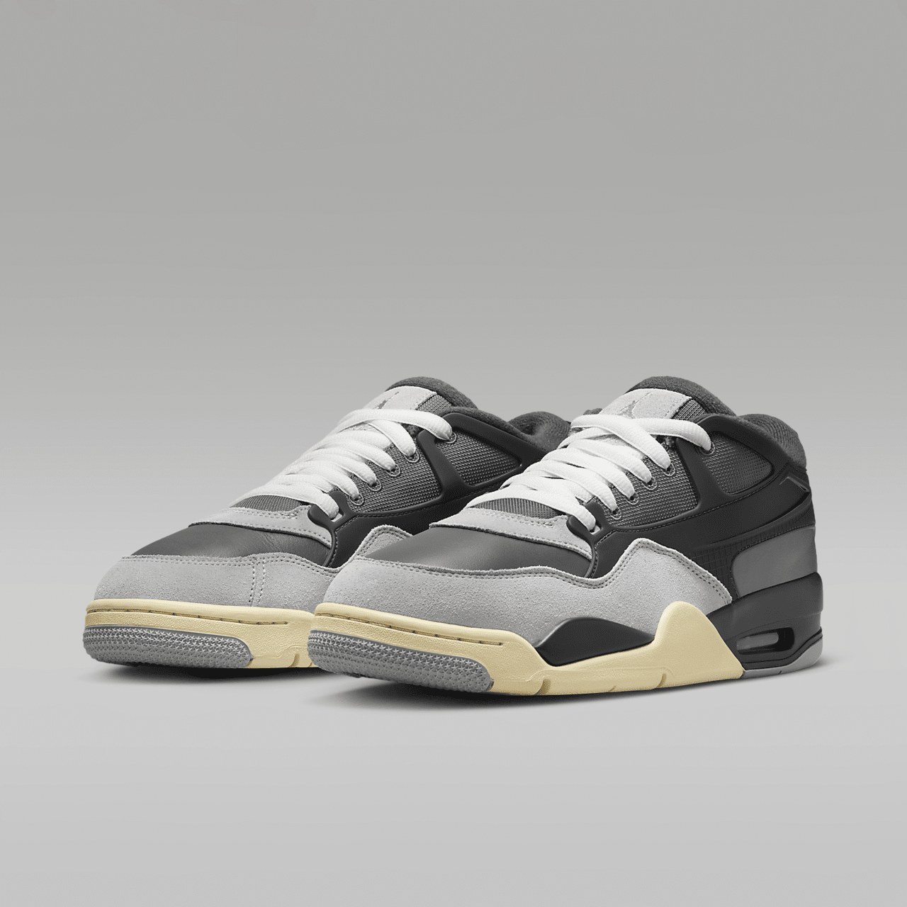 Nike Air Jordan sneaker Iron Grey/Off Noir/Dark Smoke Grey/Chambray
