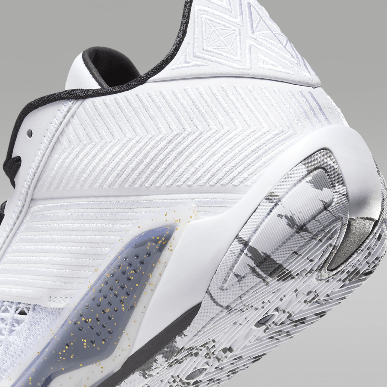 Nike Air Jordan sneaker Wit/Zwart/Pure Platinum/Metallic Gold