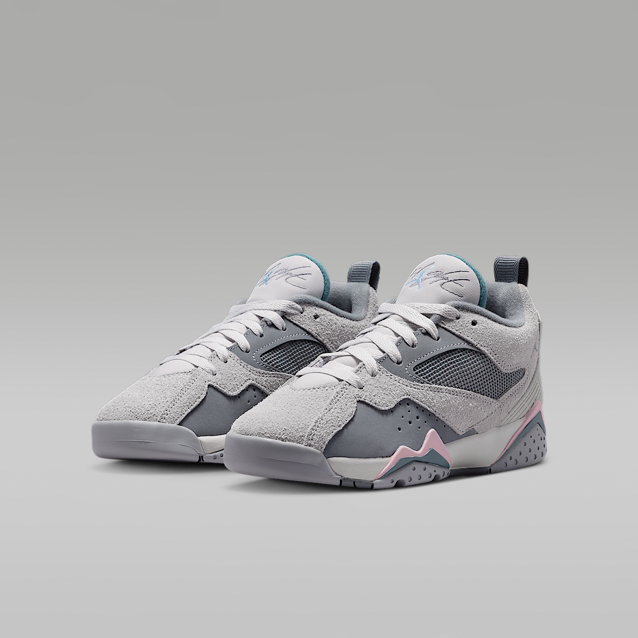 Nike Air Jordan sneaker Wolf Grey/Iris Whisper/Neutral Grey/Cool Grey
