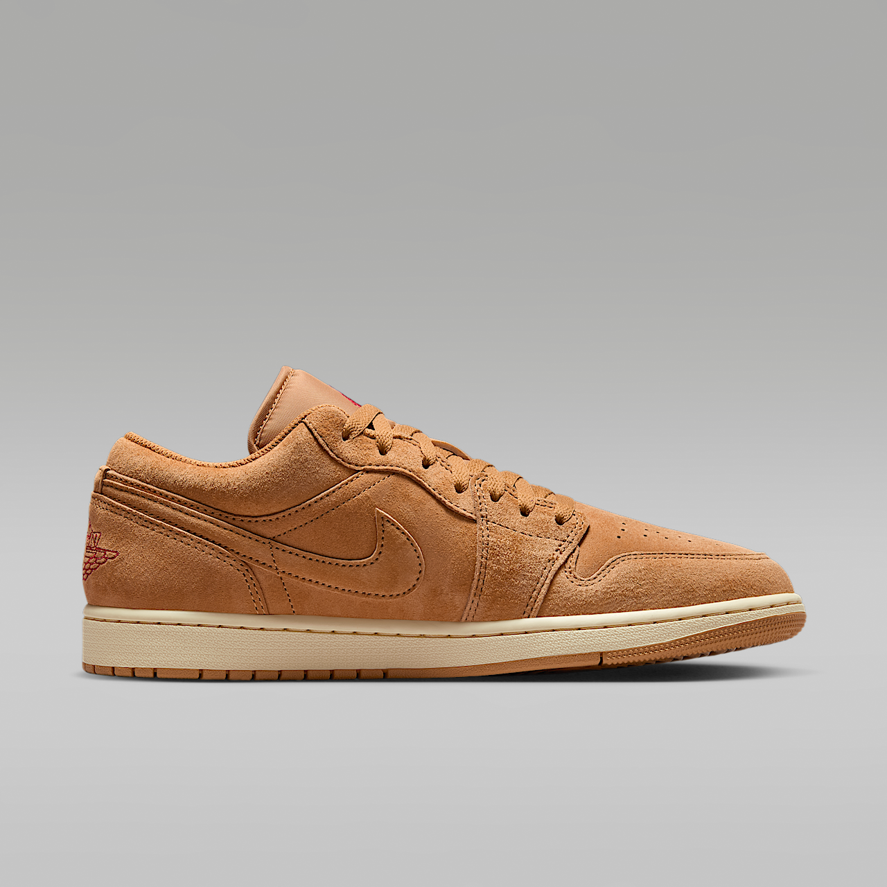 Nike Air Jordan sneaker Flax/Varsity Red/Muslin/Flax