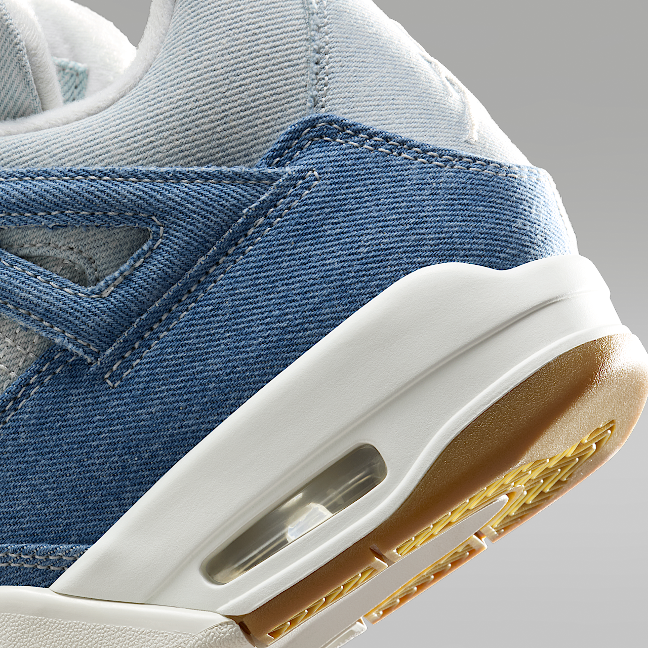 Nike Air Jordan sneaker Sail/Gum Light Brown/Worn Blue/Sail