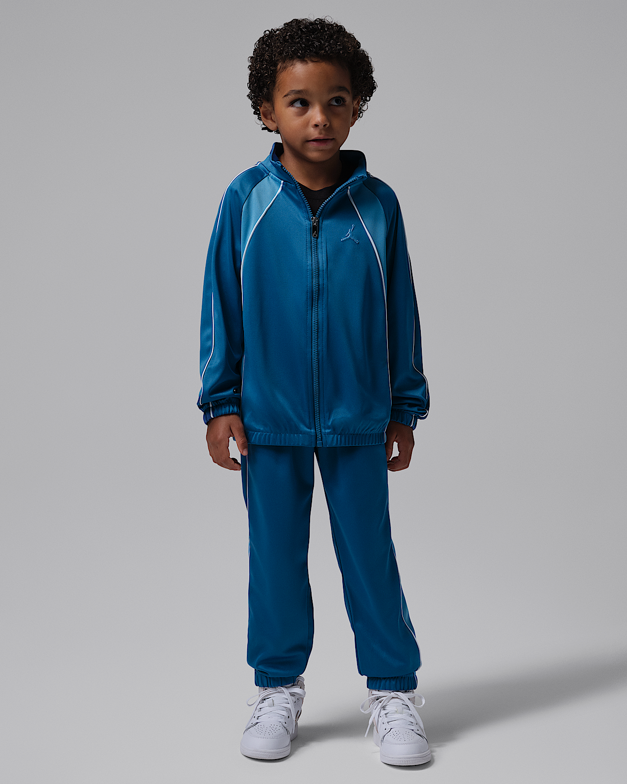 Детские  Jordan Little Kids' Colorblock 2-Piece Tricot Piping Set