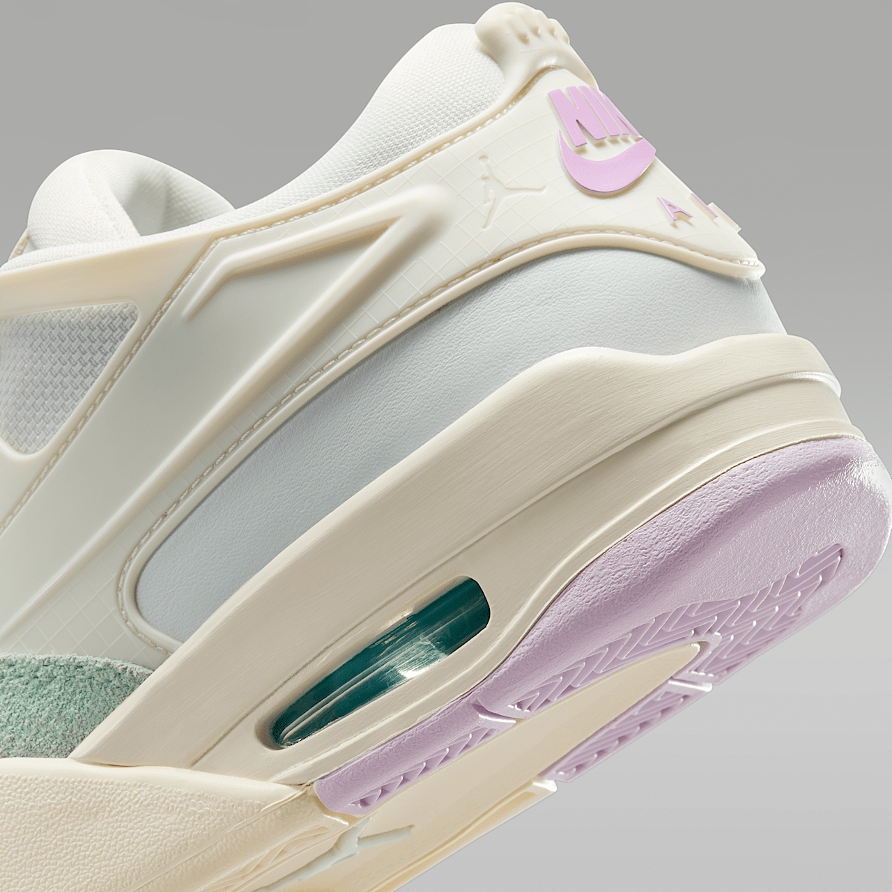 Nike Air Jordan 4 RM sneaker Sail/Summit White/Pale Ivory/Doll