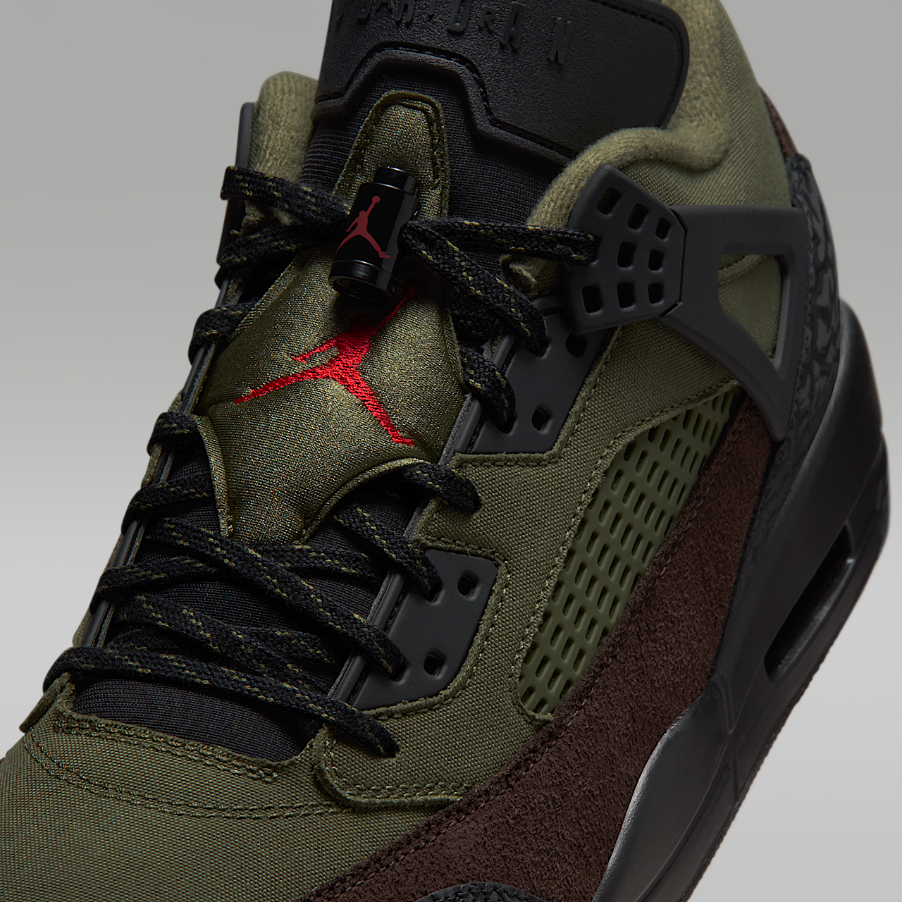 Nike Jordan Spizike Low sneaker Medium Olive/Zwart/Baroque Brown/University Red