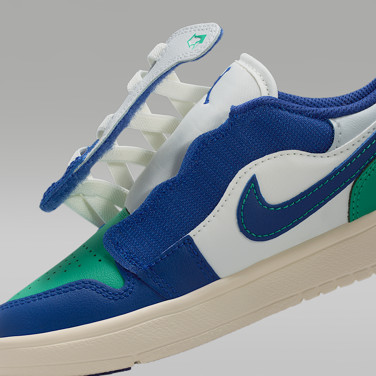 Nike  sneaker Sail/Stadium Green/Neutral Grey/Deep Royal Blue