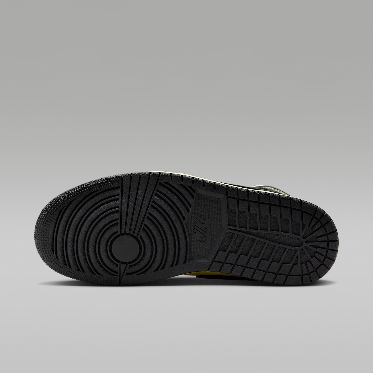 Nike Air Jordan sneaker Sail/Anthracite/Luminous Green