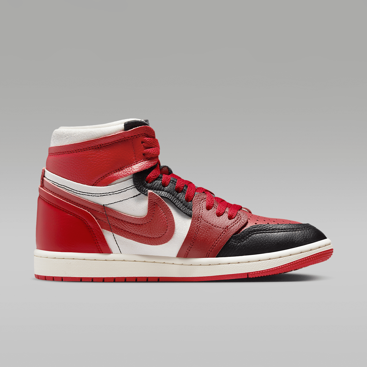 Nike Air Jordan 1 High sneaker Sport Red/Zwart/Sail/Dune Red