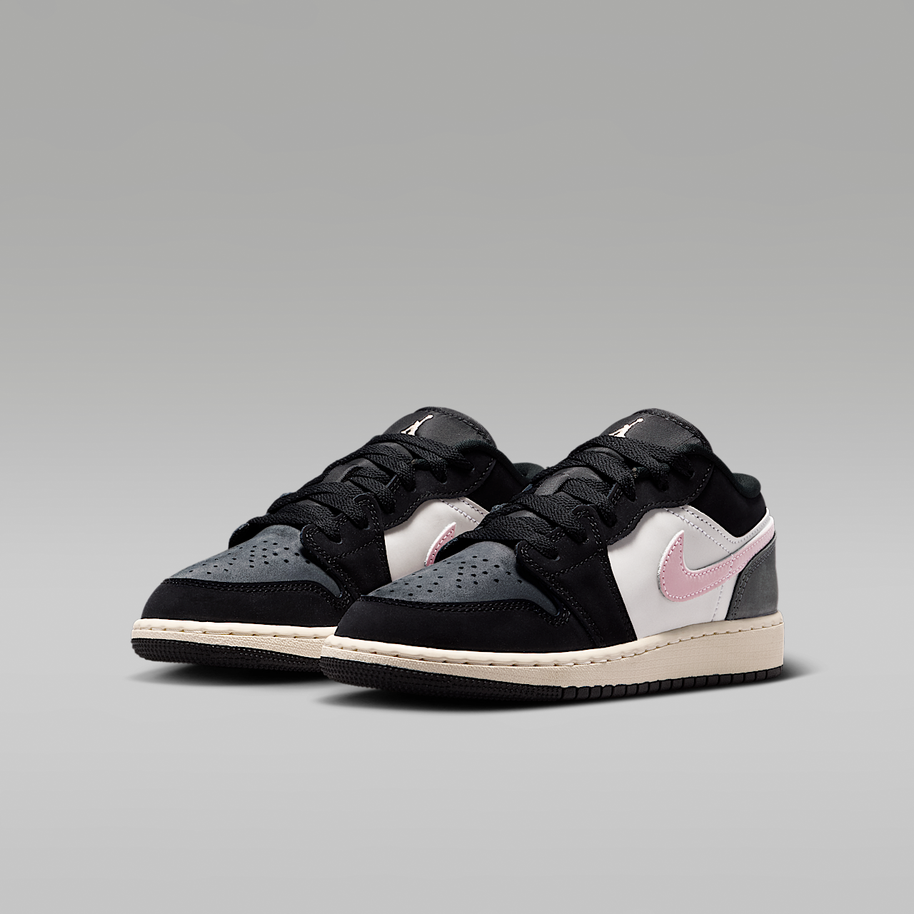 Nike Air Jordan sneaker Zwart/Iron Grey/Wit/Iced Carmine
