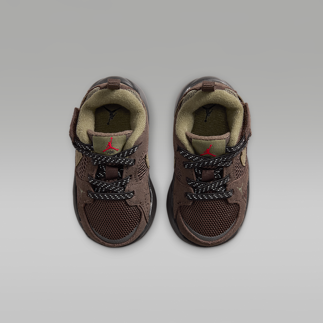 Nike  sneaker Baroque Brown/Zwart/Gym Red/Medium Olive