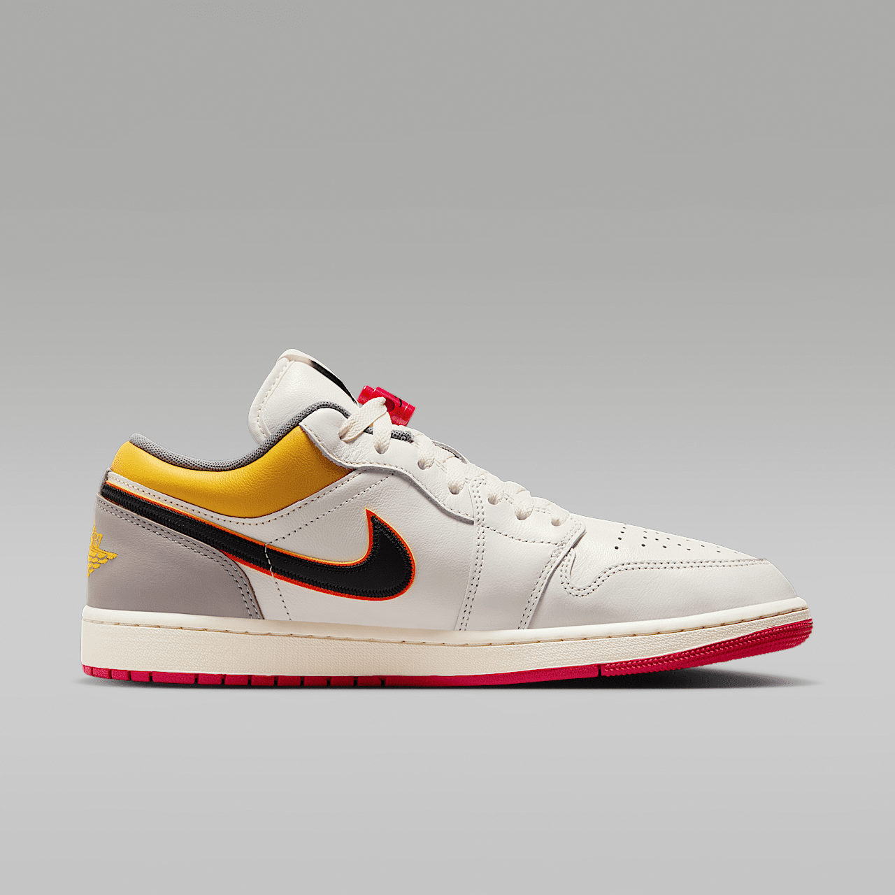Nike Air Jordan 1 Low sneaker Sail/Cashmere/College Grey/Brave Blue