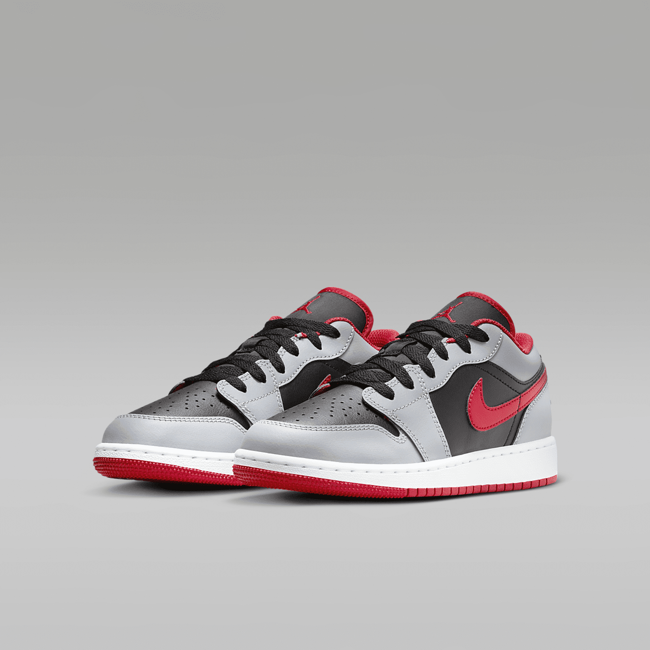 Nike Air Jordan 1 Low sneaker Zwart/Cement Grey/Wit/Fire Red