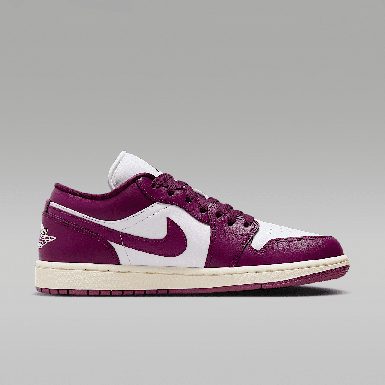 Nike Air Jordan 1 Low sneaker Wit/Sail/Bordeaux