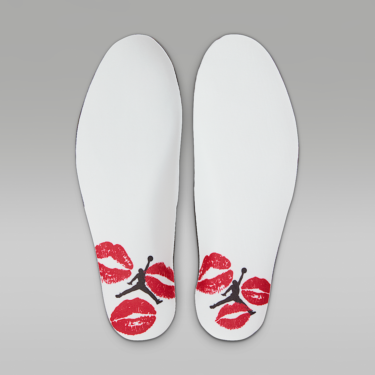 Nike Air Jordan sneaker Pale Ivory/Tough Red/Sierra Red