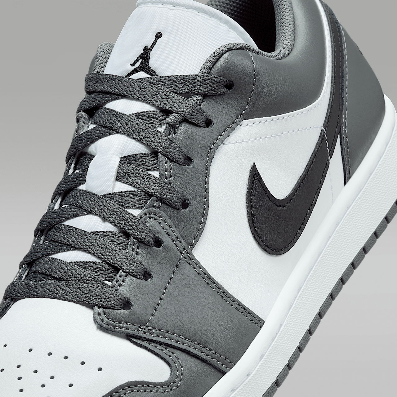 Nike Air Jordan 1 Low sneaker Wit/Iron Grey/Zwart